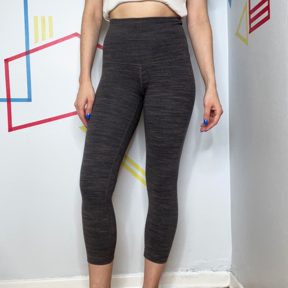 Lululemon Wunder Under Luon Crop